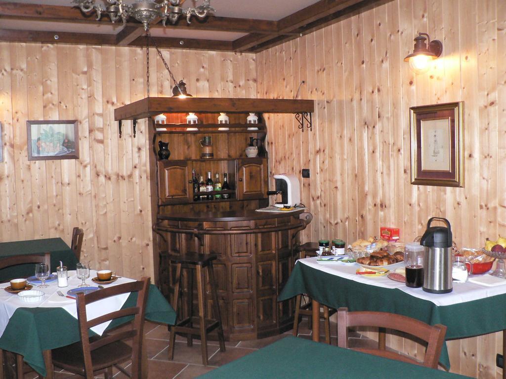 Bed and Breakfast La Via Del Sole Susa Zewnętrze zdjęcie